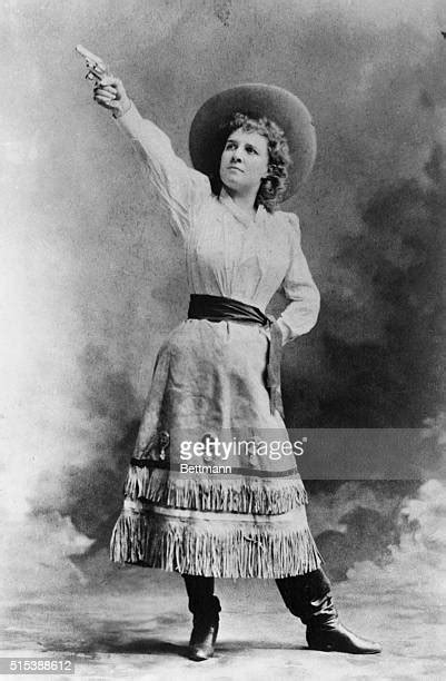 247 Annie Oakley Stock Photos & High